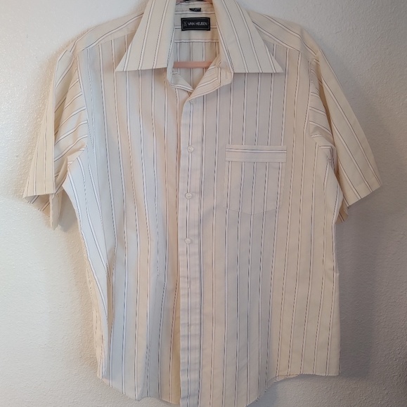 Van Heusen Lustrous Life Short Sleeve Button up Shirt w/ Vertical Stripes Vintag - Picture 3 of 10
